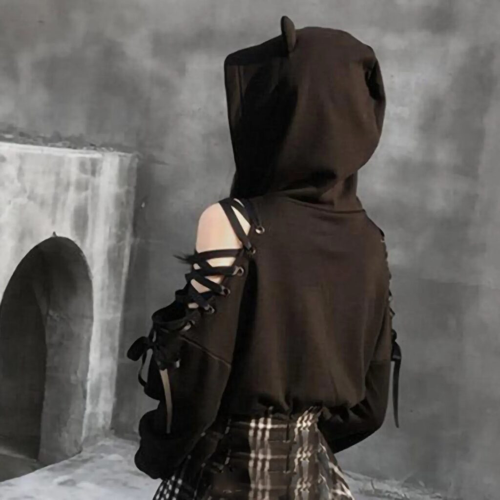 Pull Gothique à Lacets pour Femme